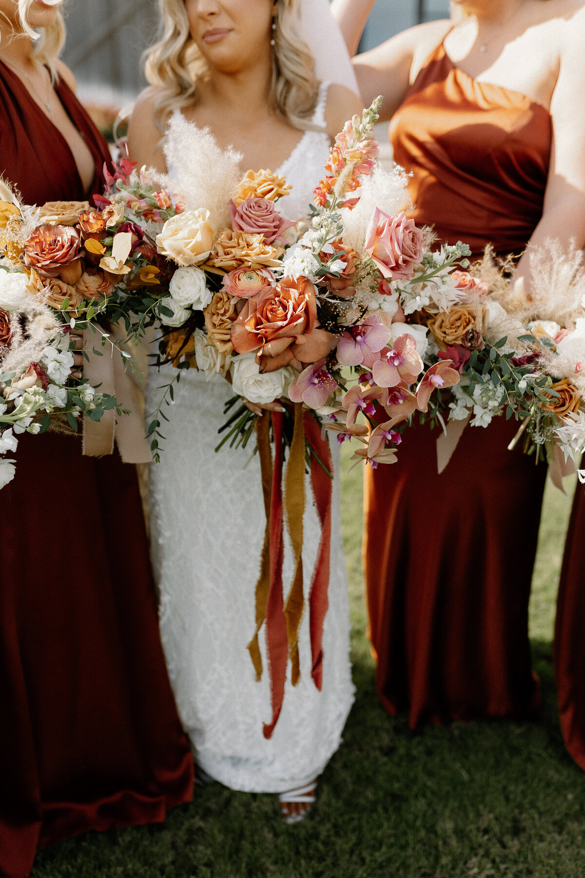Texas wedding photographer at Deep in the Heart Farms capturing timeless love.

