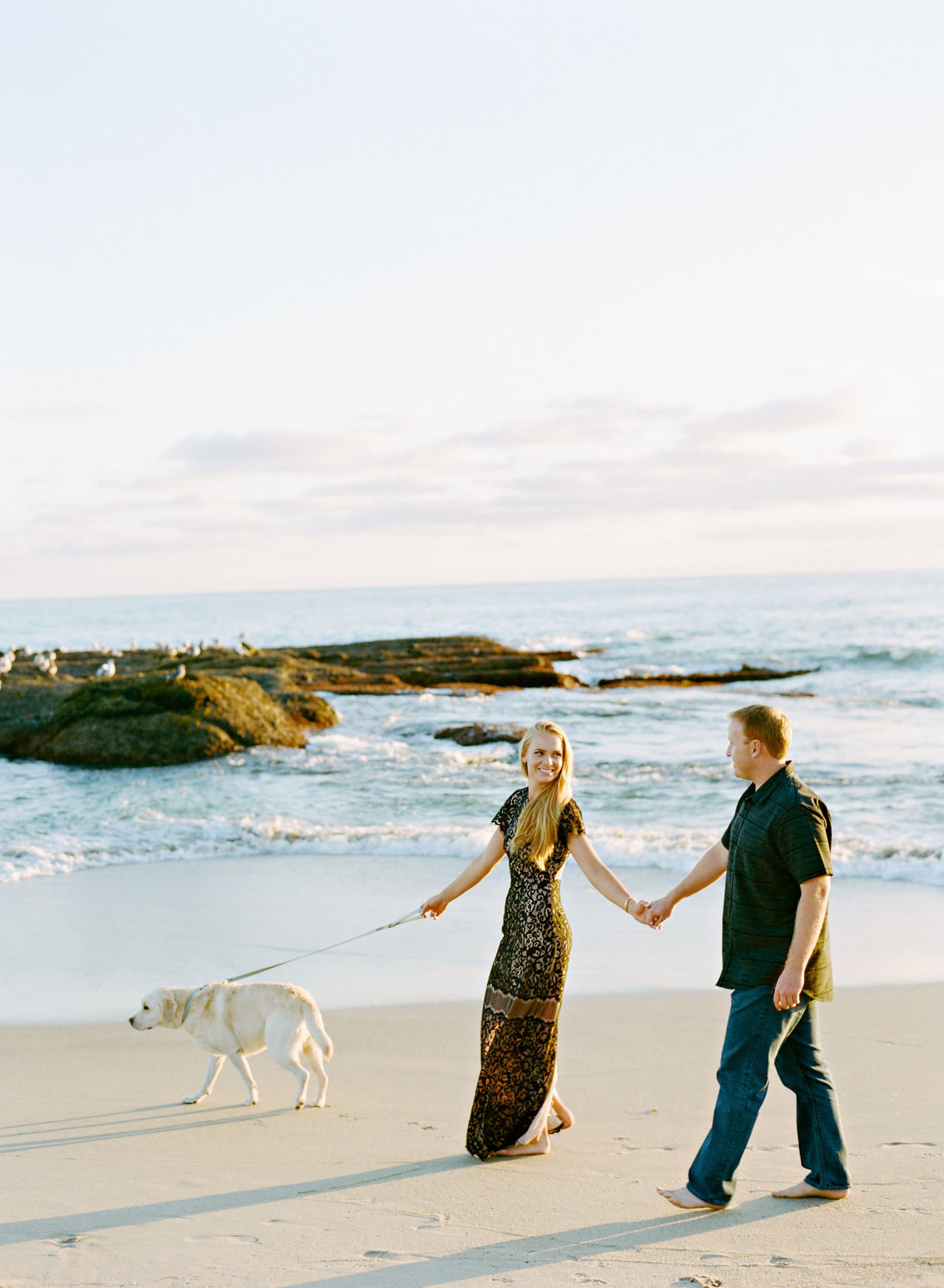 montage_beach_engagement