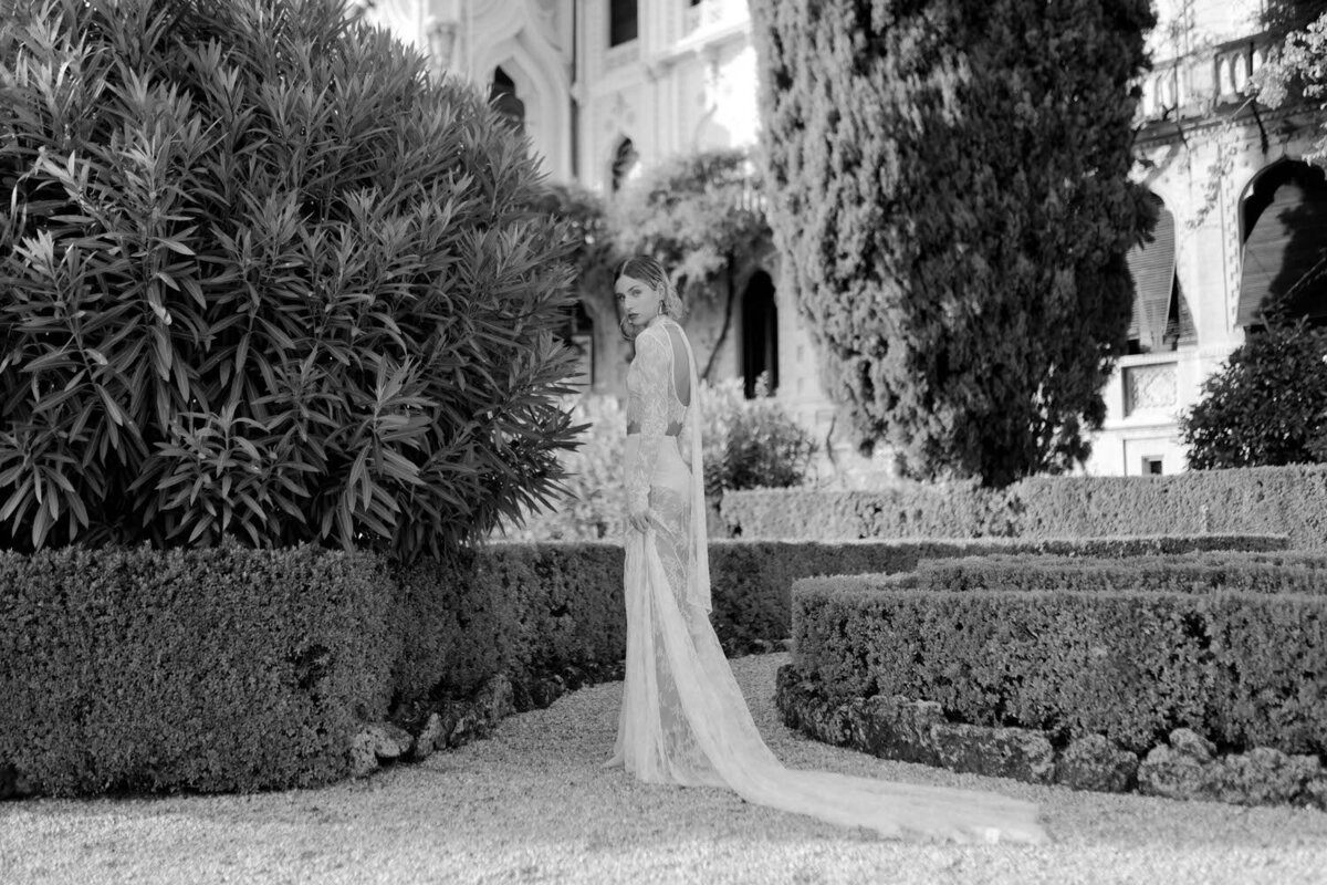 Flora_And_Grace_Isola_Del_Garda_Lake_Garda_Luxury_Editorial_Wedding_Photographer-31