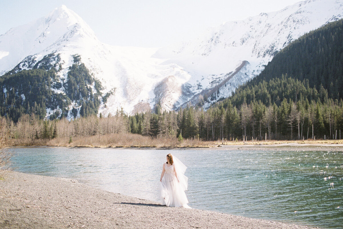 Alaska_Wedding_Elopement_CorinneGraves_1017