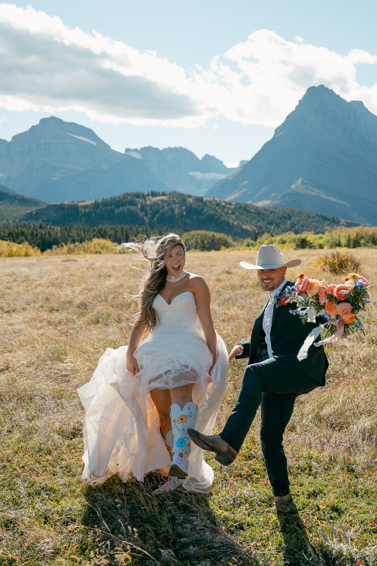presley-gray-photo-boho-glacier-park-elopement-7853