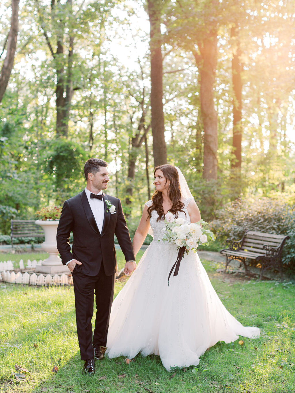 Kate Campbell Floral Fall Wedding Liriodendron Mansion by Molly Litchen28