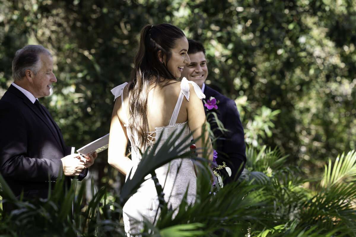 0099-cara-dehart-lewis-photography-del-favero-oasis-tampa-elopement-in-florida-chantilly-chic-celebrations