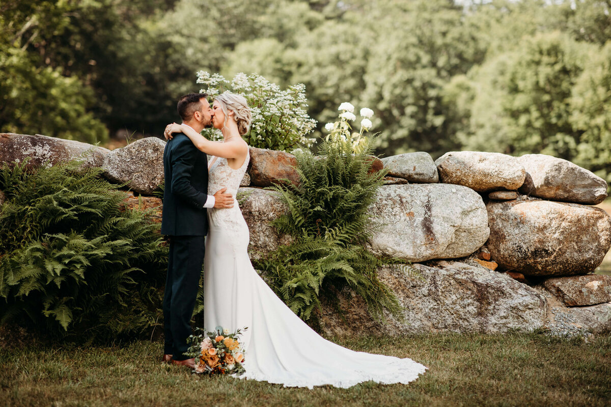 New_Hampshire_Wedding_Photographer_allrose_farm-28