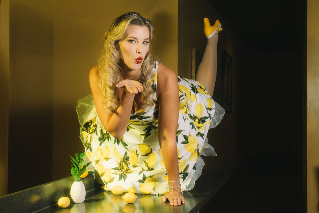 ChapinSC-LemonPinup(61)