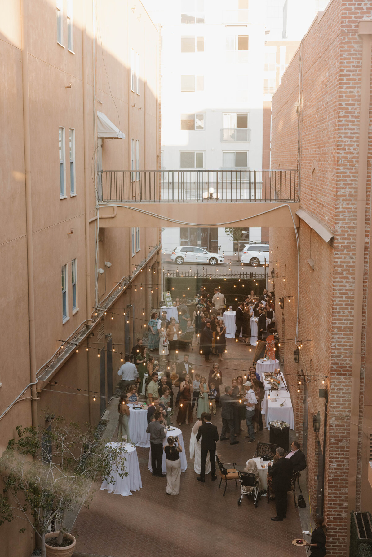 horton-plaza-hotel-san-diego-wedding-raven-berlin-photo-808
