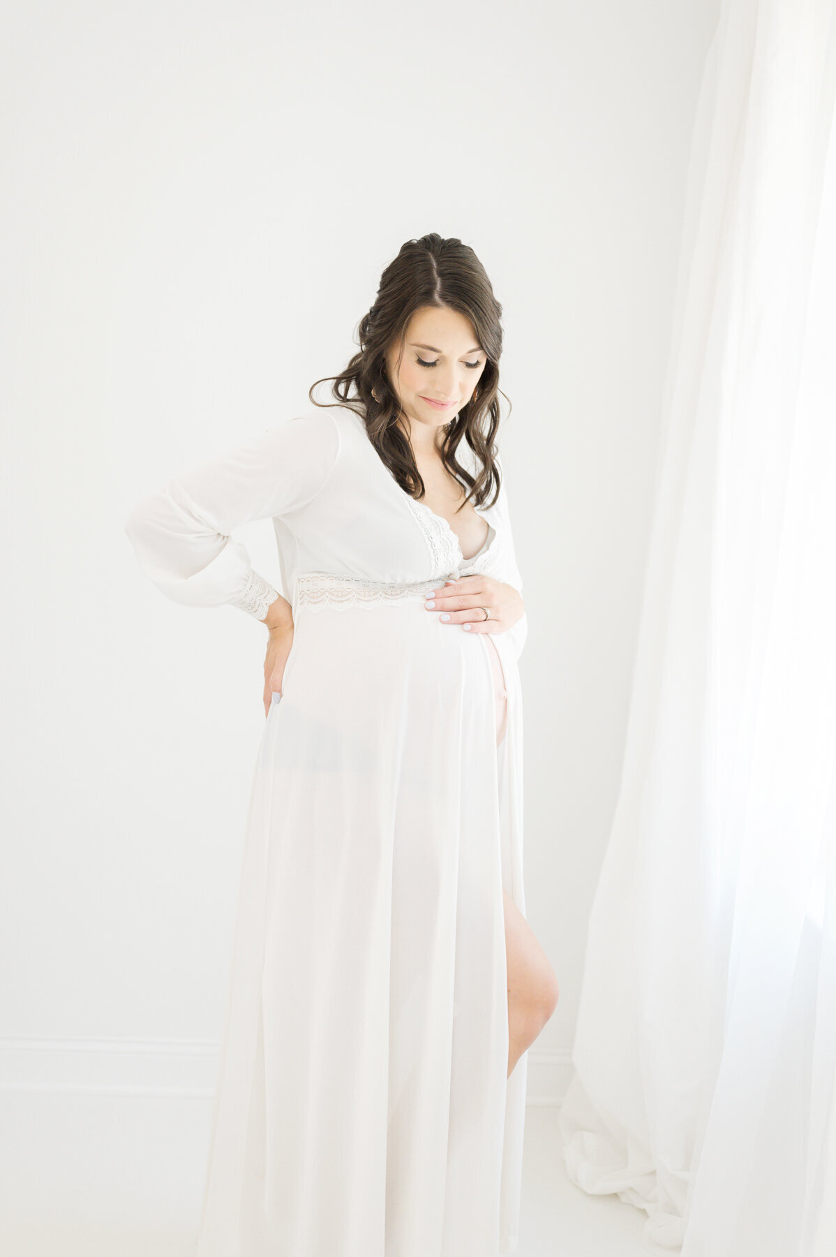 Delicate-Maternity-Studio-Session-17