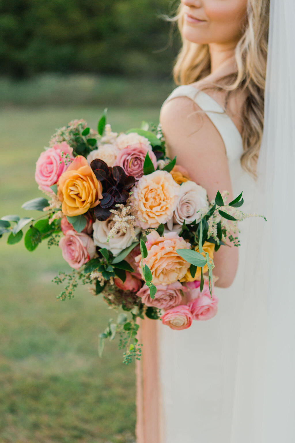 Pink and lush bridal bouquet by Vella Nest Floral Design, Best Florist in Dallas, Texas