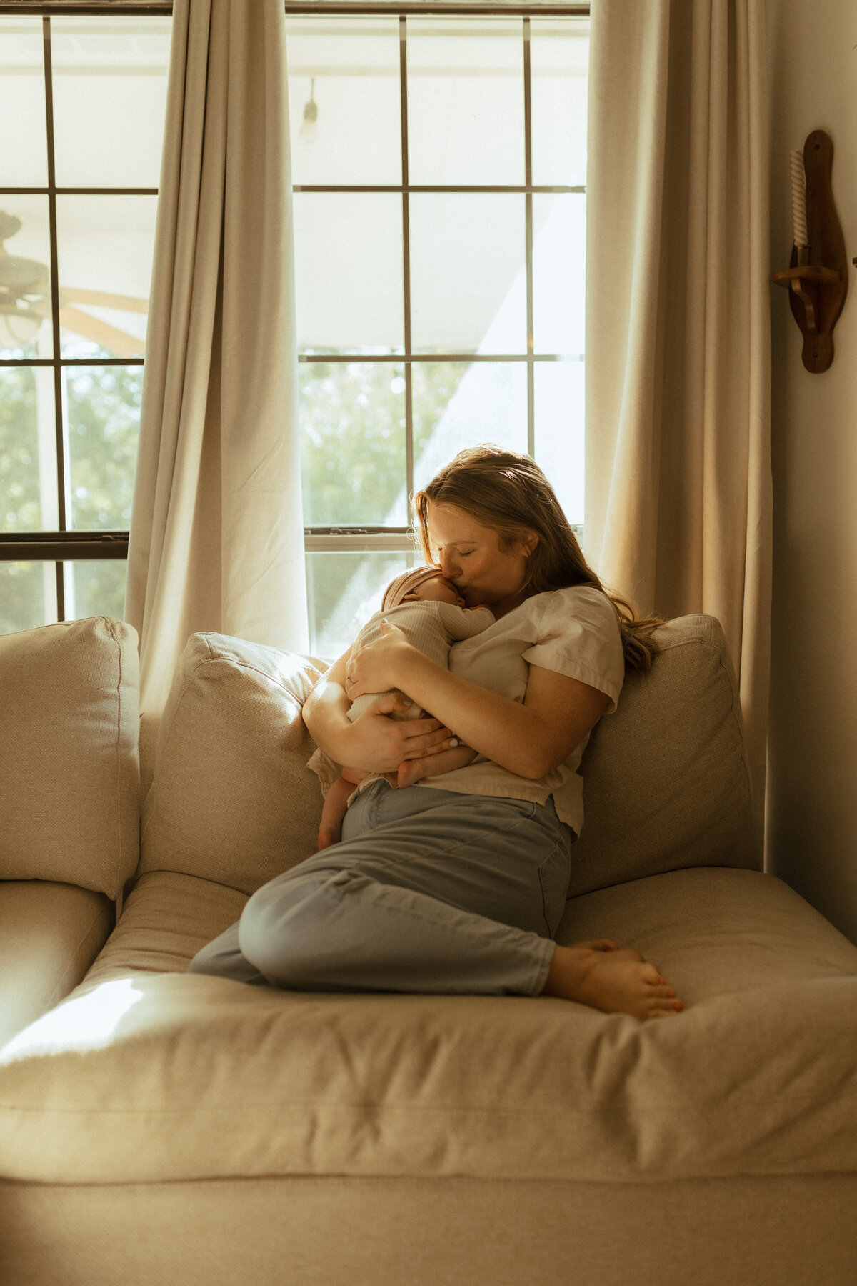 J'Nessa Albrecht Photography - Newborn Lifestyle Session (2)