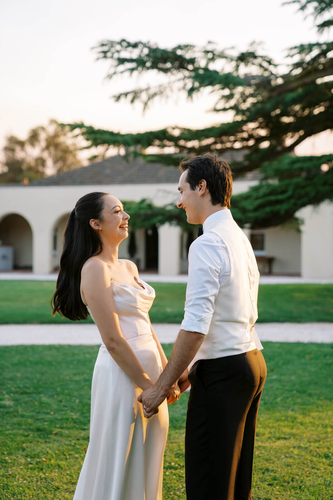 Adrian-Hannah-MountWilliamStationEstateWedding-RedbookStudios--207