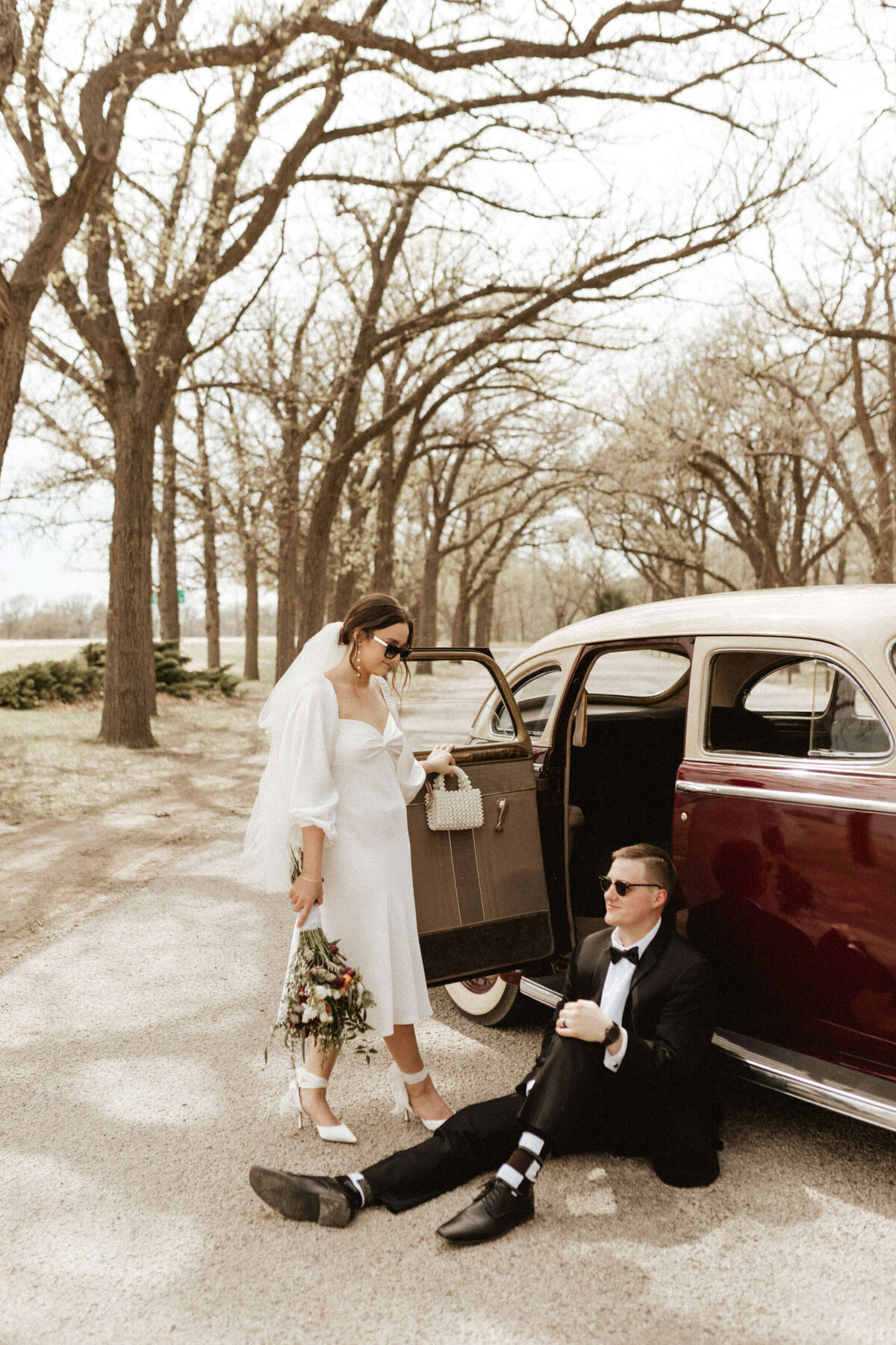 hays-kansas-courthouse-elopement-with-the-wandering-3