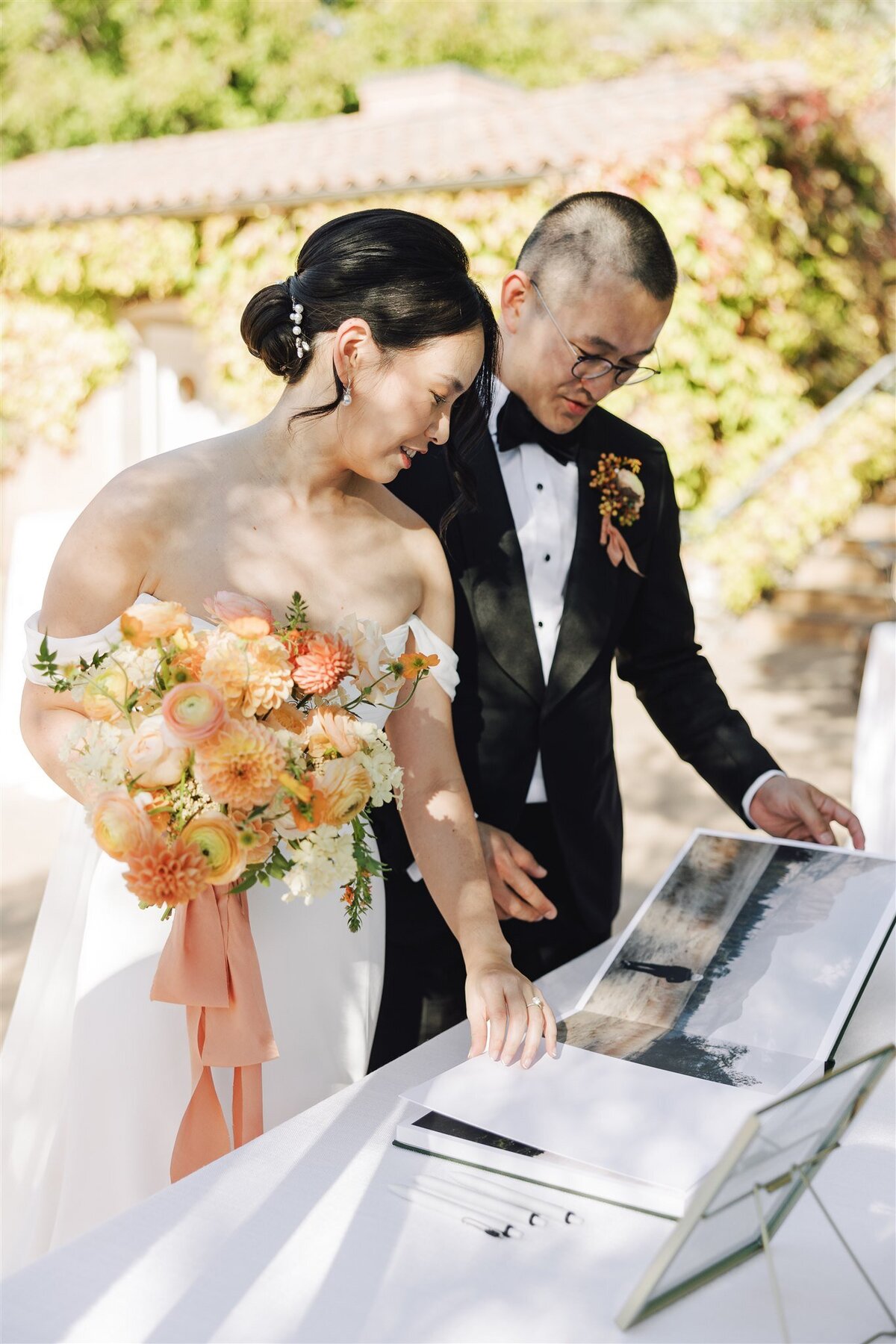 viansa-sonoma-wedding-annie-ben-ashley-carlascio-photography-0249