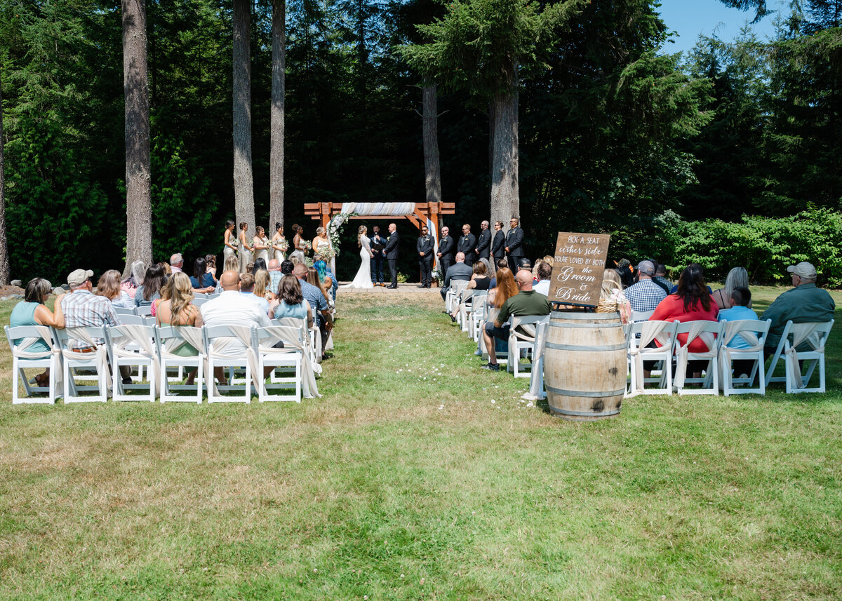 washington wedding ceremony at the natures connection snohomish outdoors