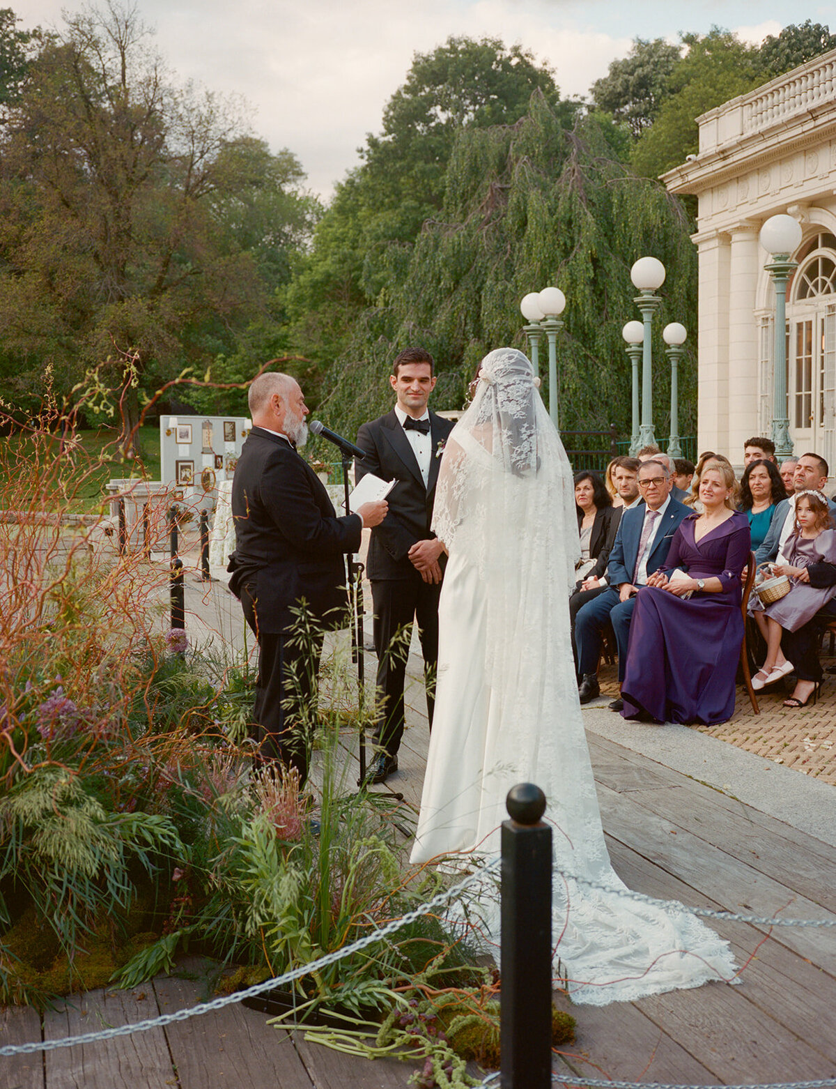 Faye-Fern-Creative-Ruby-Olivia-Rae-Hersey-Eugen-Hotaj-Prospect-Park-Boathouse-Wedding-Ceremony-10
