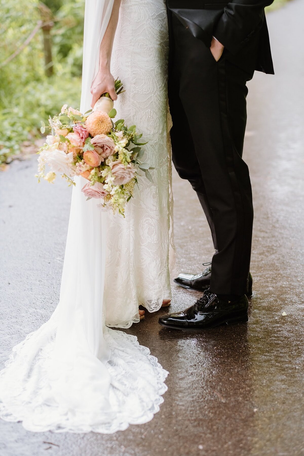 Nichole-Babiez-Photography-07.15.2023-Artifact-events-downtown-chicago-montrose-pointe-bird-sanctuary-wedding-photos-candid-luxury-fall-destination-33