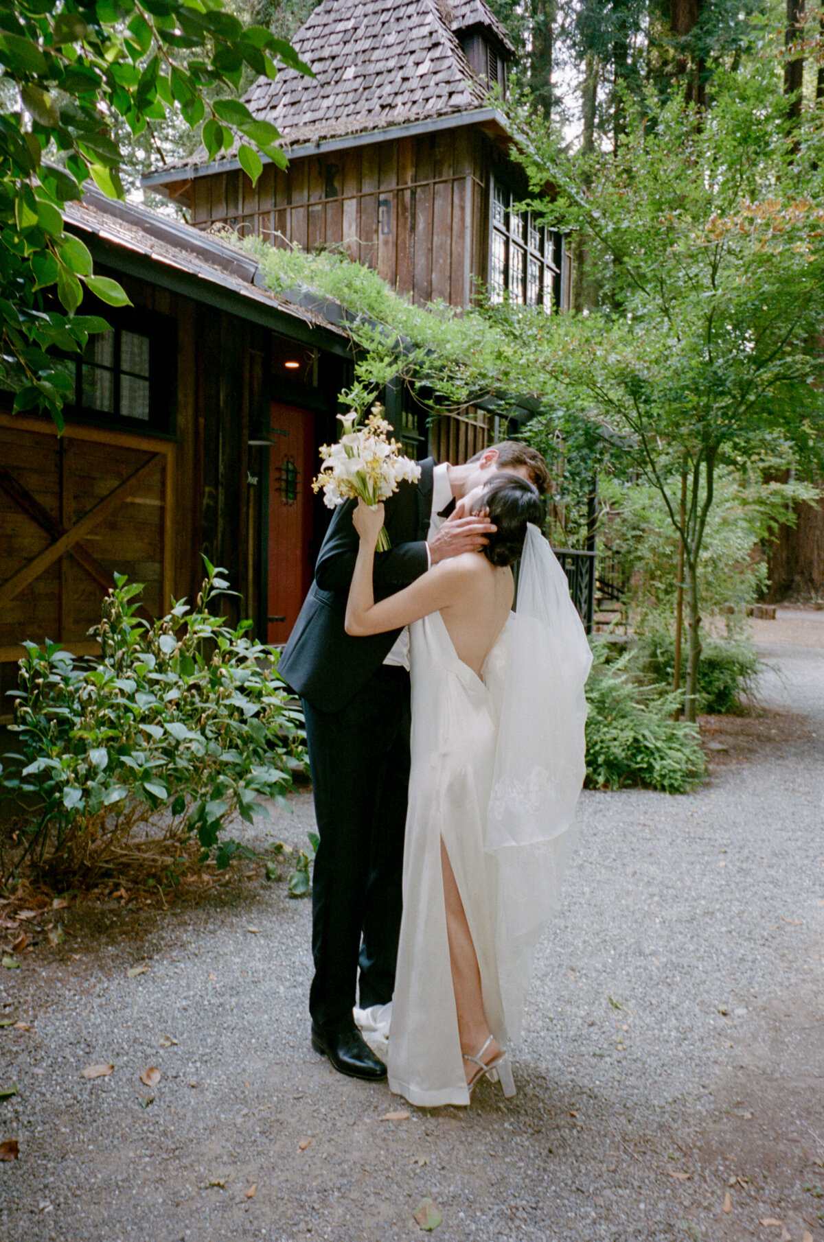 hilary-and-arnaud-ceremony-kristine-herman-photography-219