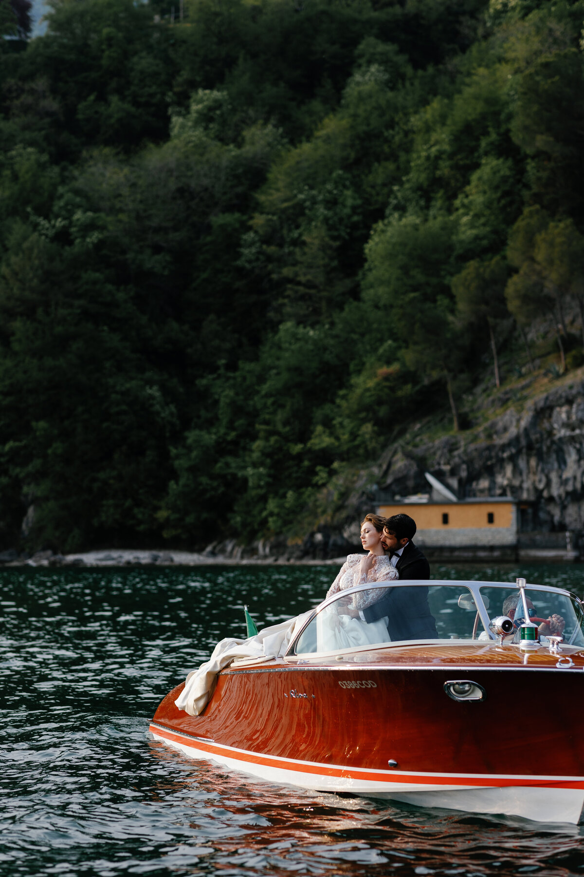 Alasandra Photography Michigan & Destination Wedding Photographer Editorial Weddings Photography Western Michigan Detroit Chicago Destinations Danielle Babcock49