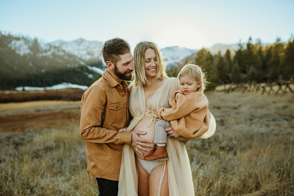 Lake Tahoe-Maternity-Photographer-66