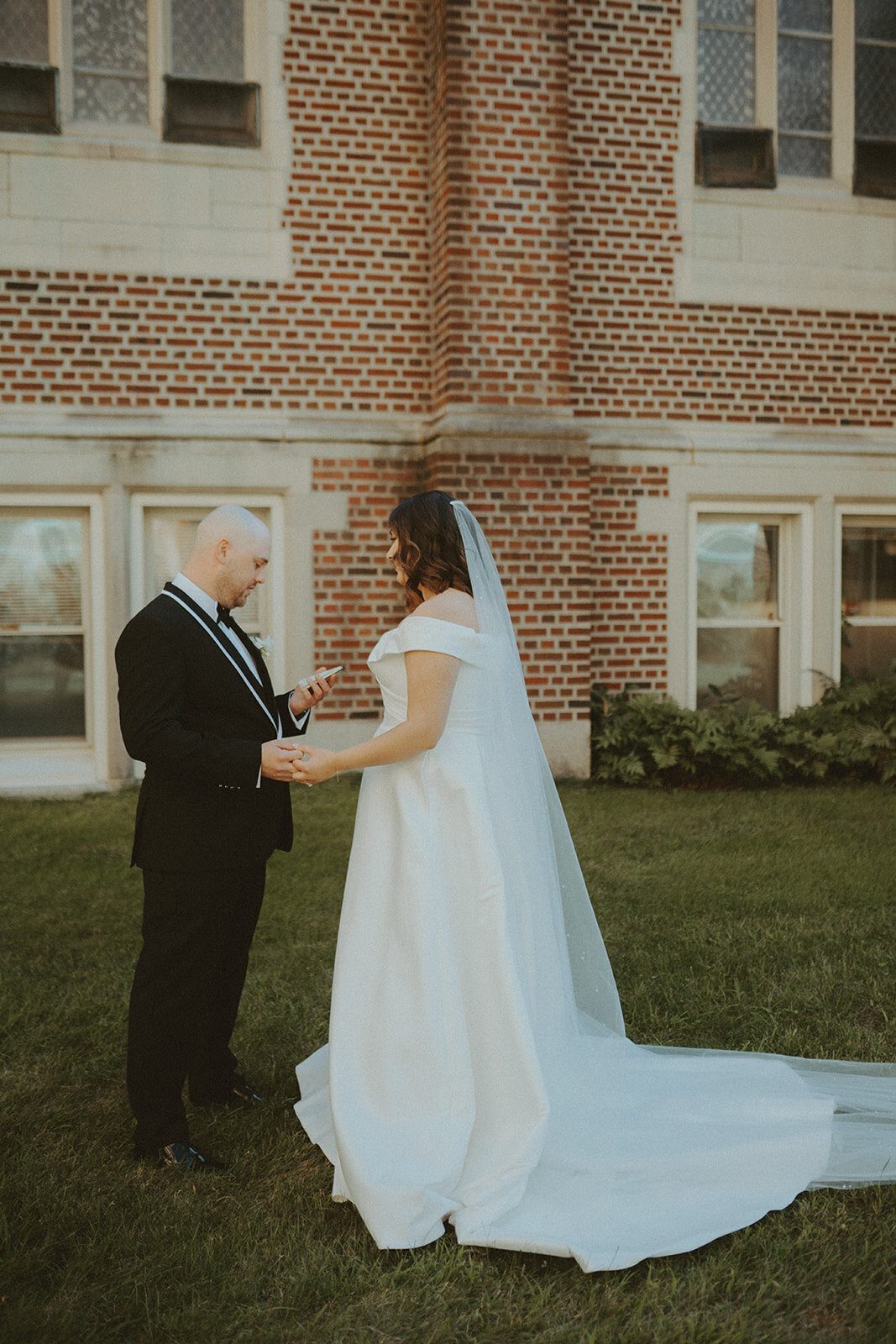 Loraleah Marie photography | The WinterGarden | Wedding | Rochester NY | NY wedding photographer | Best NY wedding photographers-64