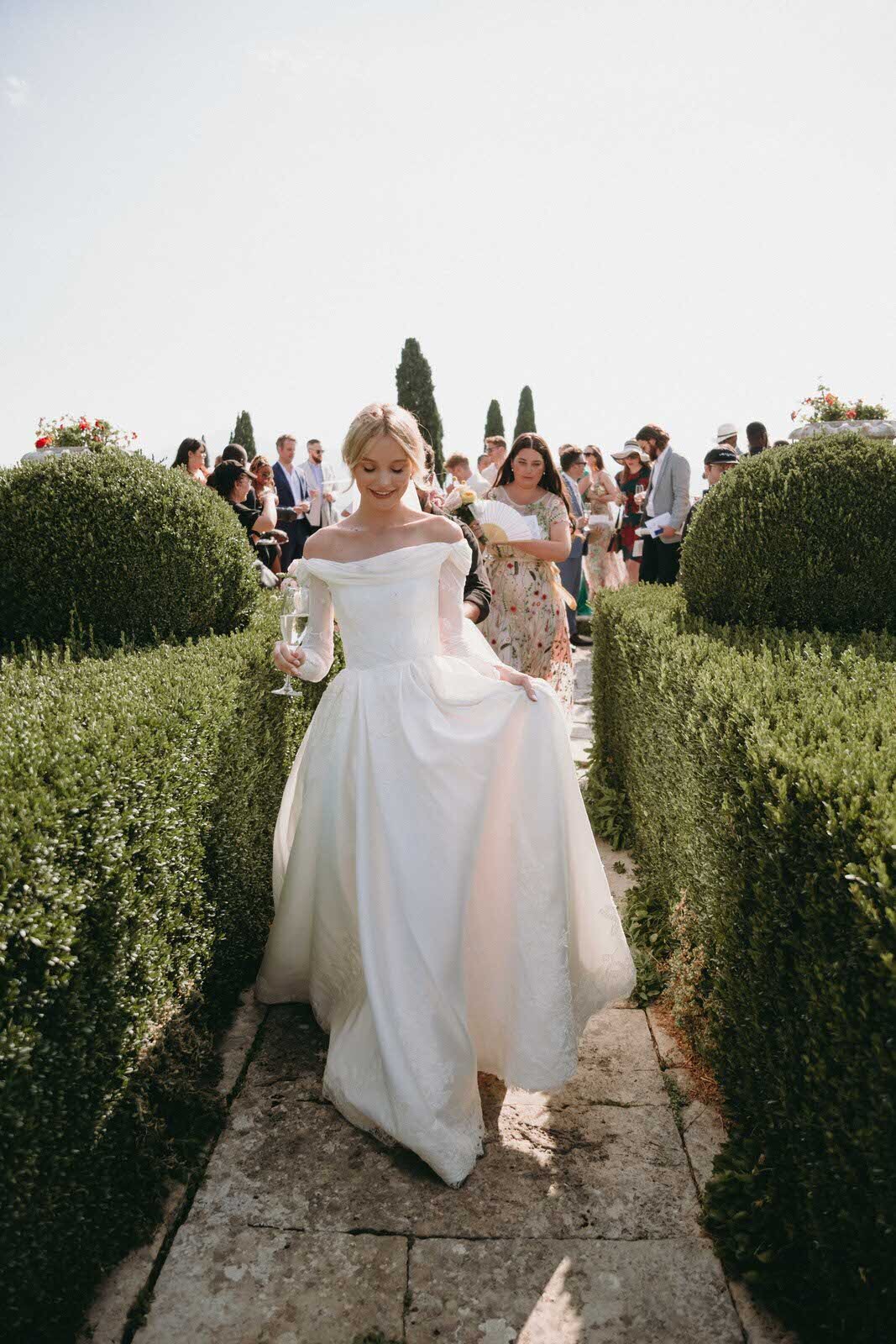 Flora_And_Grace_Editorial_Tuscany_Analog_Editorial_Wedding_Photographer (1 von 1)-100