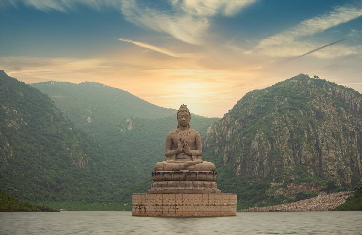 Budha abhijeet-gourav-jwr0xaXsYKk-unsplash
