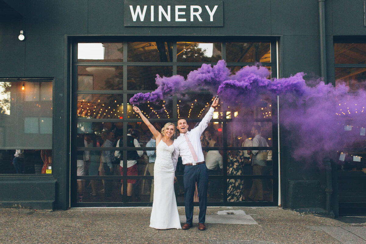 coopers-hall-portland-wedding-bride-groom-smoke-bomb