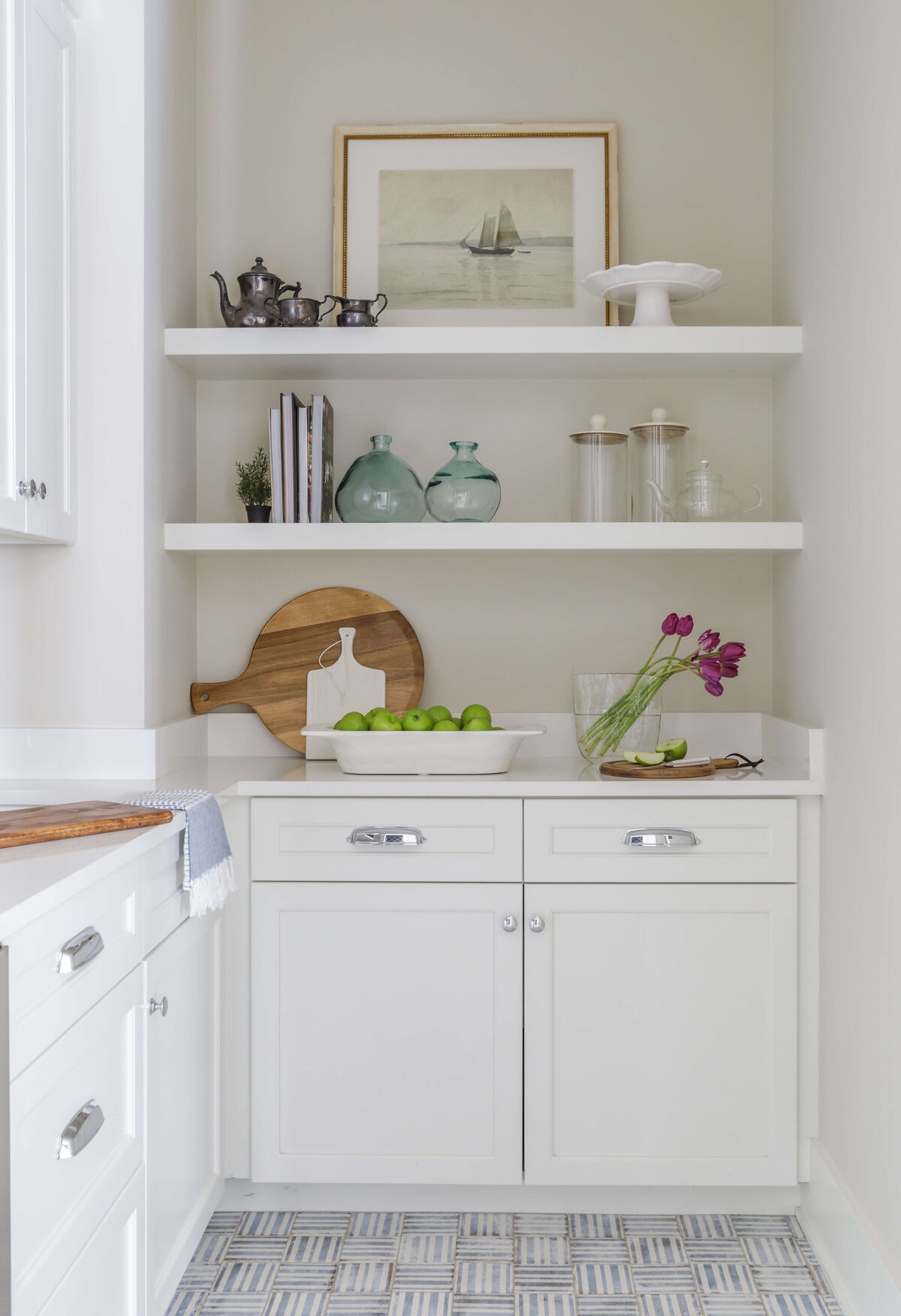 Fernandina Beach Pantry LolaInteriors
