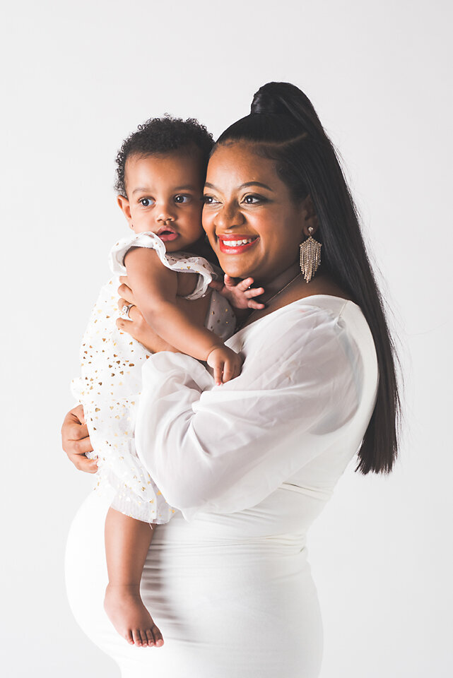 Mother's Day Mini Sessions | Seattle Studio | Heleyna Holmes