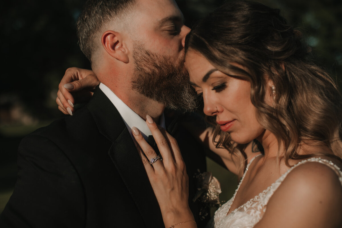 chanel-connor-wedding-elle-weddings-st-jacobs-kitchener-waterloo-summer-26