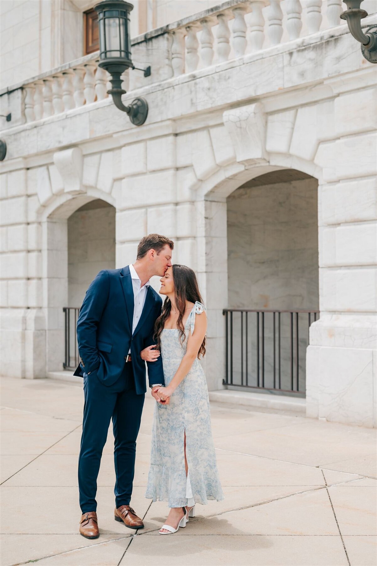 DETROIT-WEDDING-PHOTOGRAPHER-CAPTURED-BY-KELSEY-DIA-ENGAGEMENT-SESSION-GM-19_websize