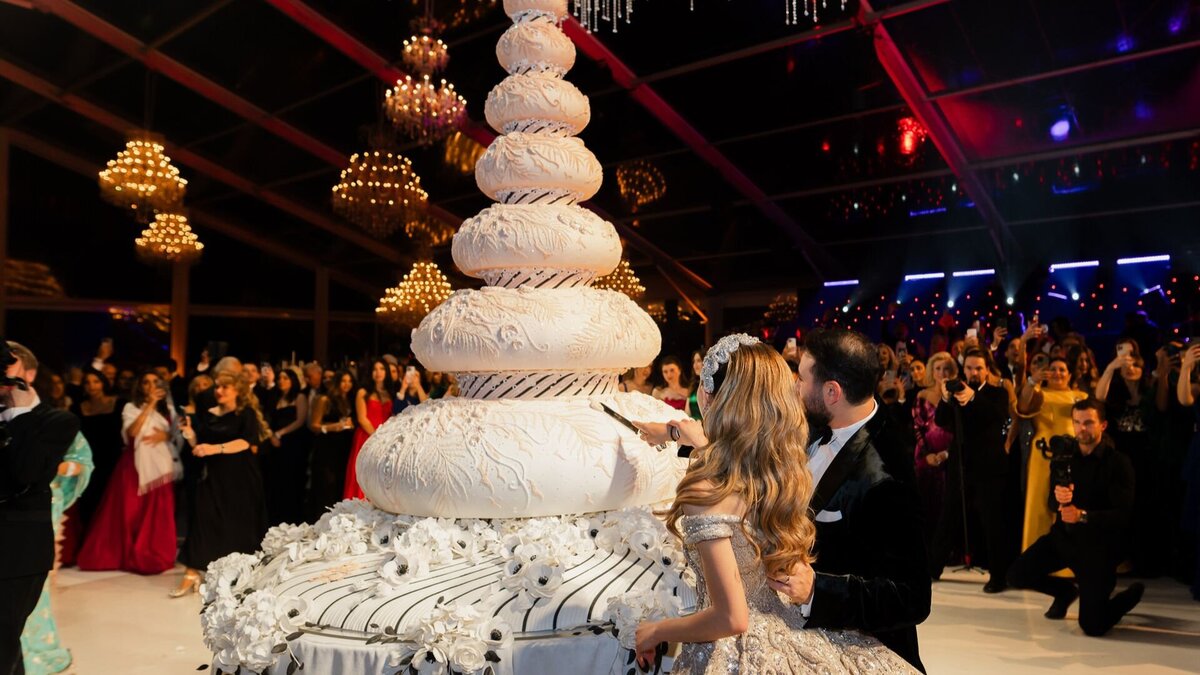 h Chateau Chantilly Fairytale France Destination Arab Wedding by @alejandrapoupelevents 24