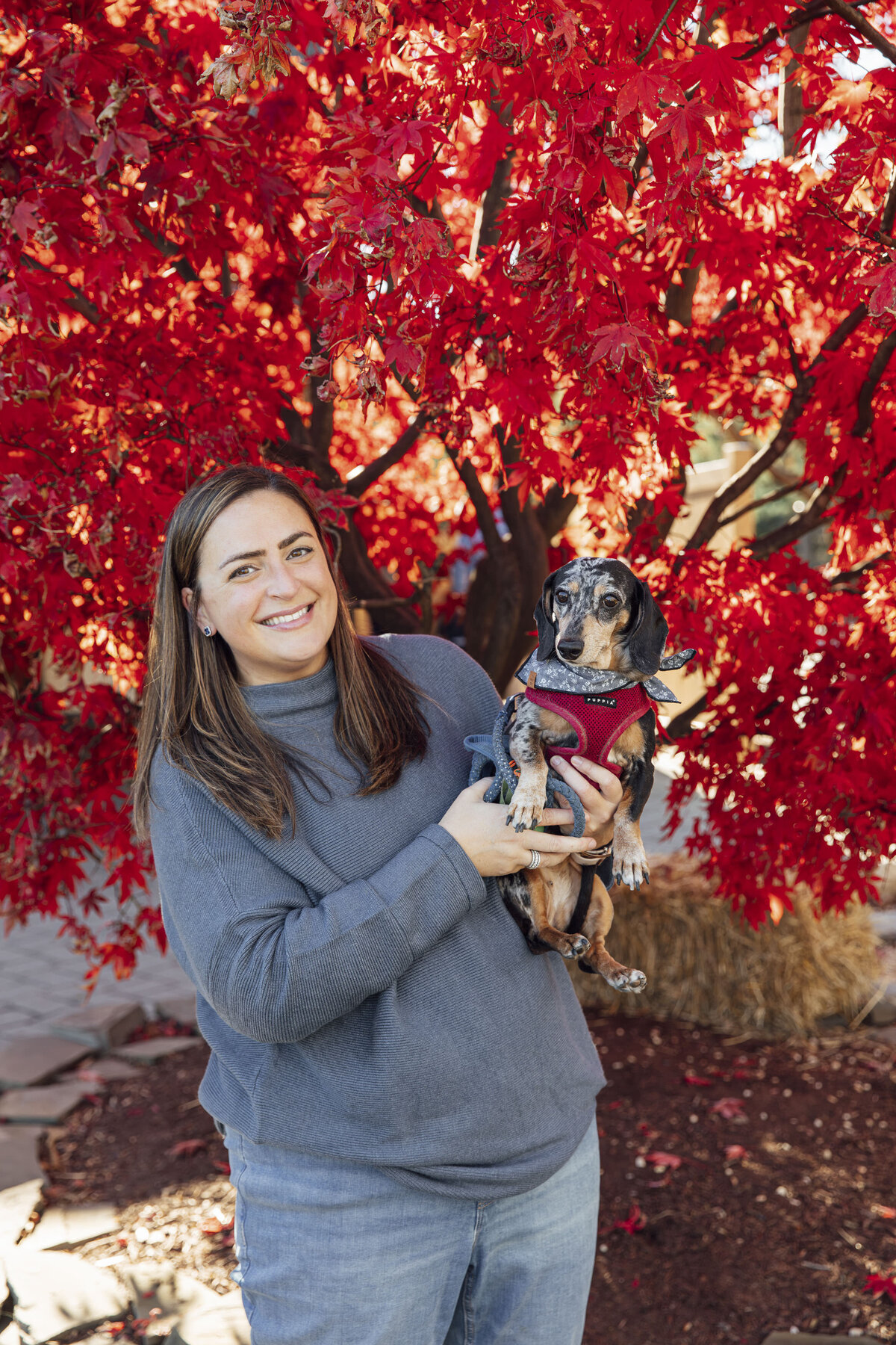 Lake Valhalla | Family enjoying a fall photoshoot outdoors | Montville, New Jersey