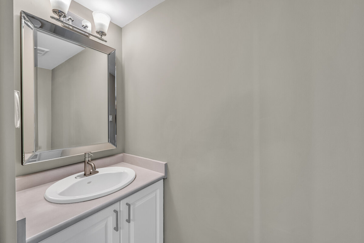 033_Bathroom