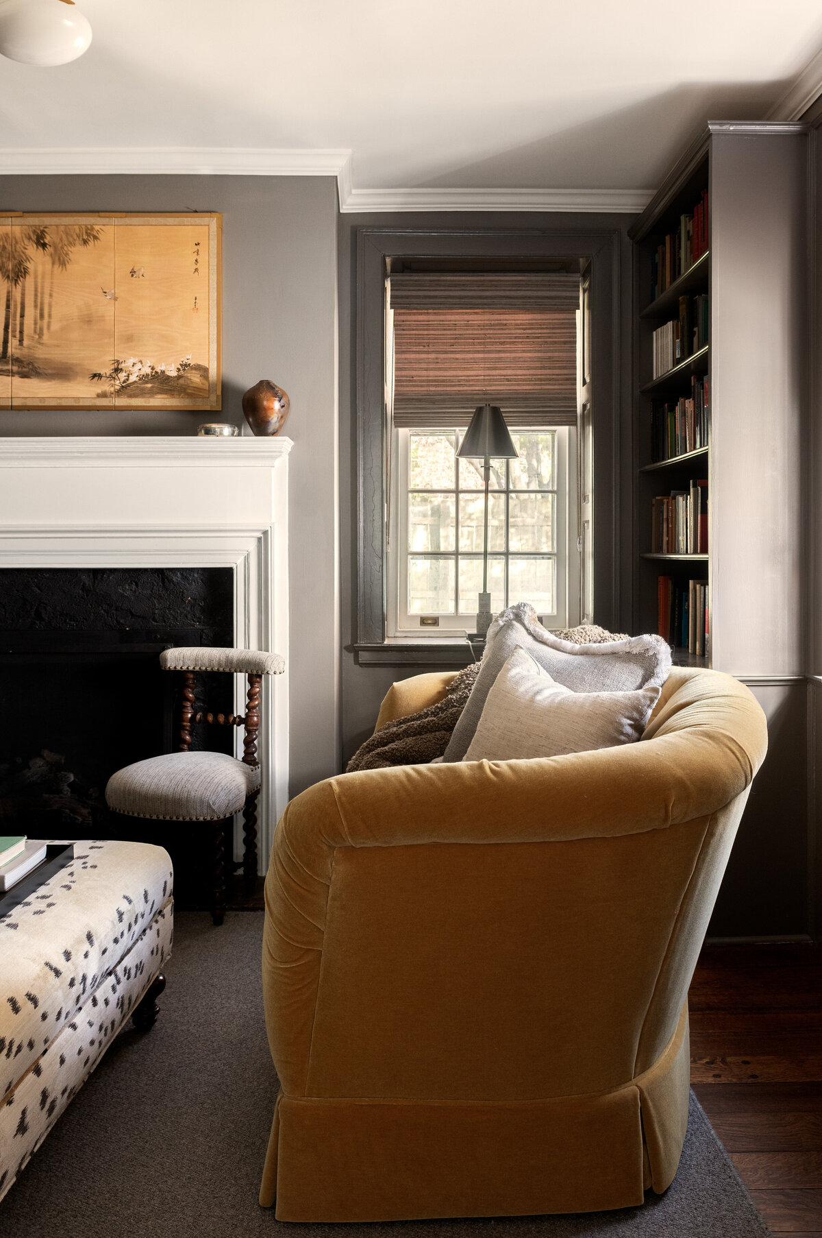 lancaster_hires_office_02