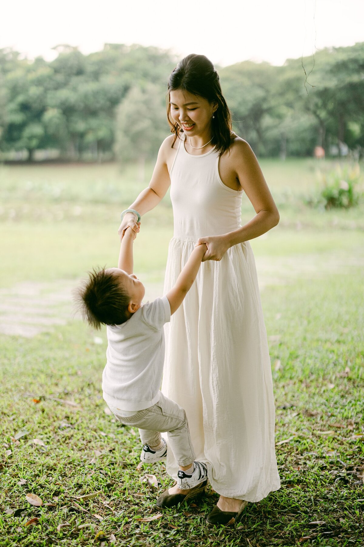 00128Lowe Singapore Family Photography Maritha Mae