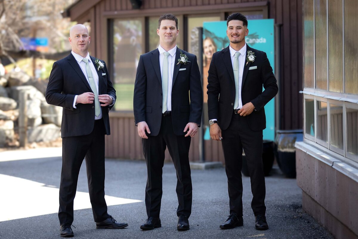 Calgary Zoo Spring Wedding-18