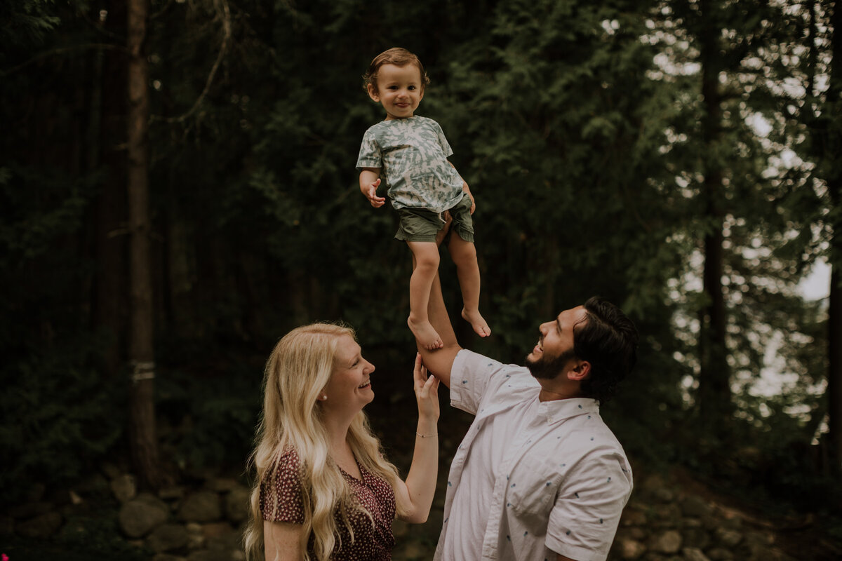 alex-family-birthday-cottage-lake-party-barrie-3