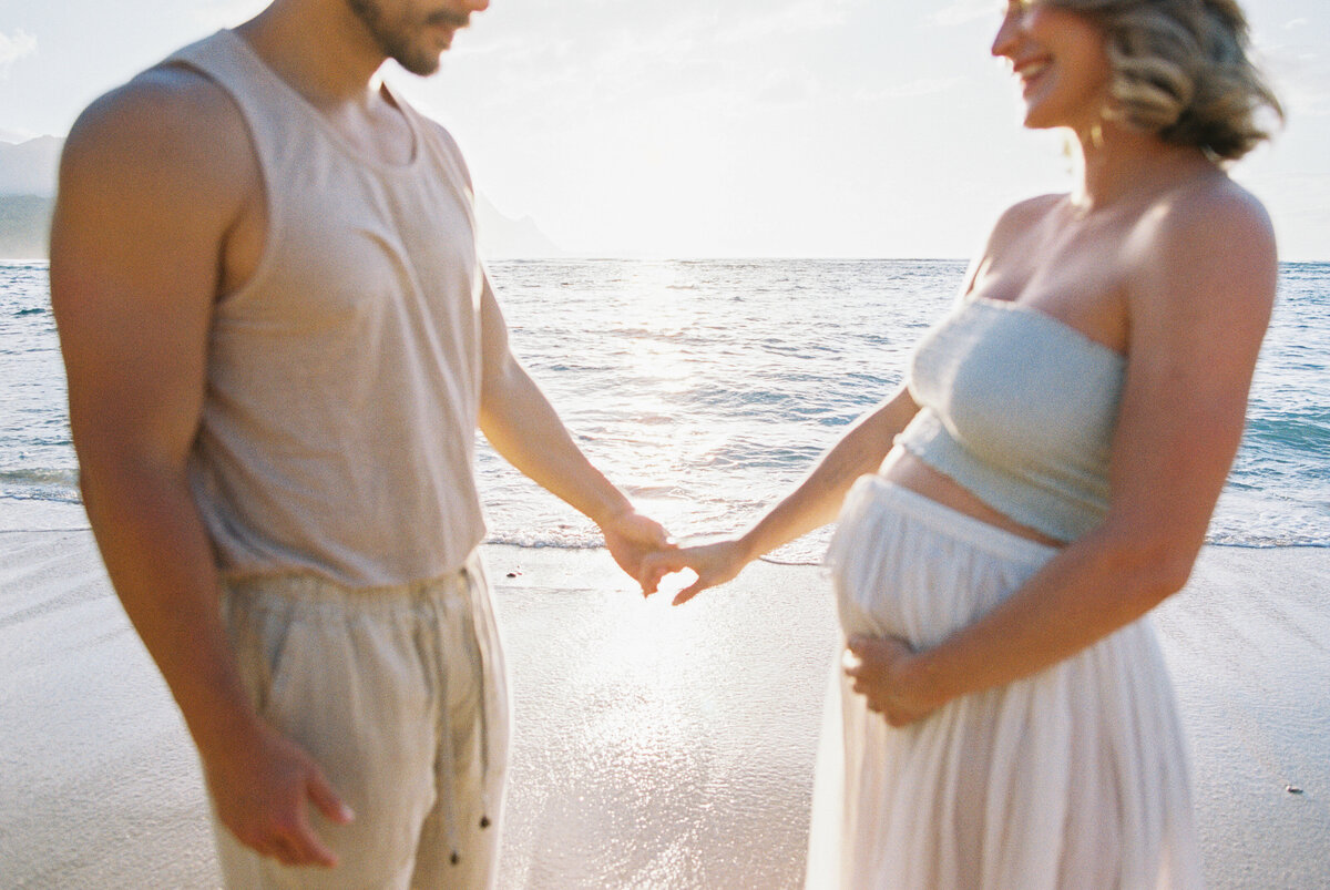 Kauai Wedding photographer Mami Wyckoff Photography engagement family maternity portrait 068