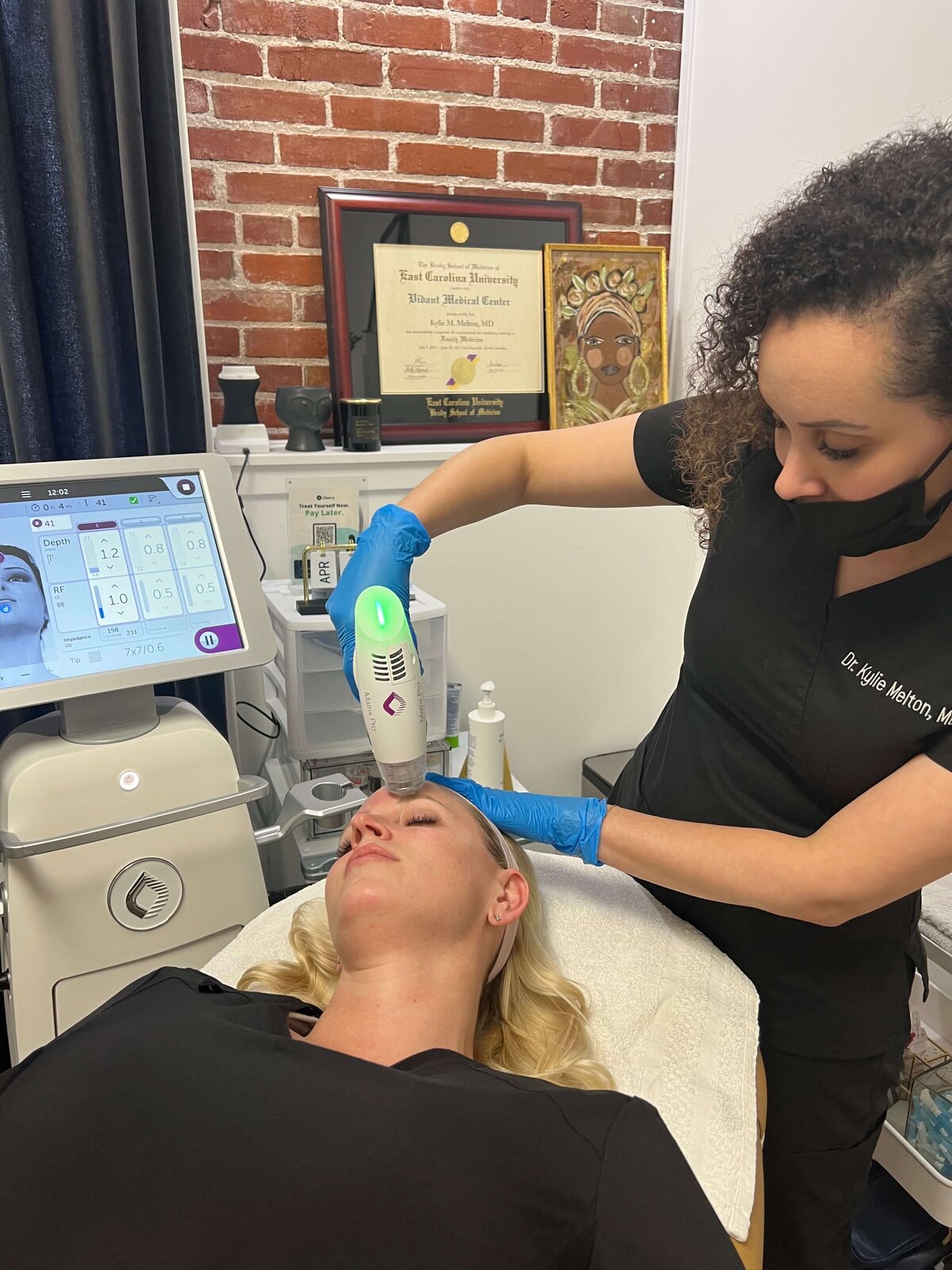 RF microneedling