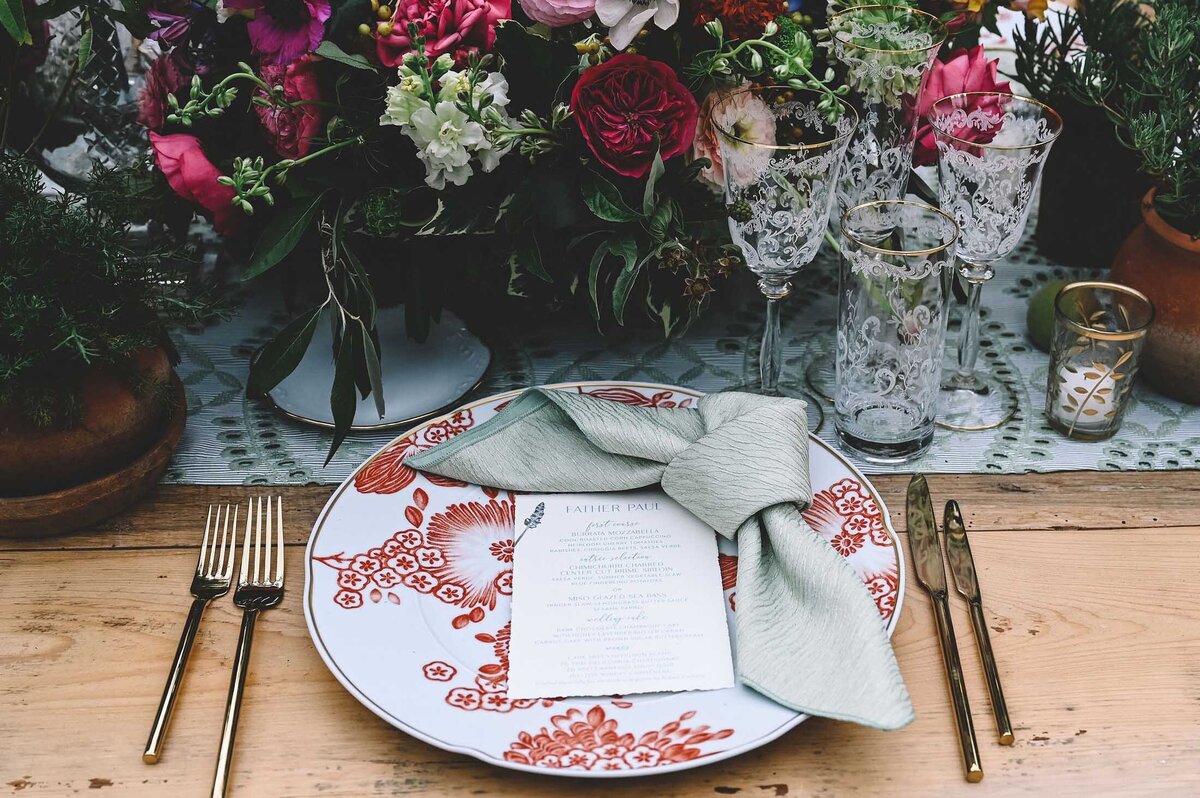 jaclyn-fisher-events-planning-colorful-summer-garden-wedding-in-nyc-122