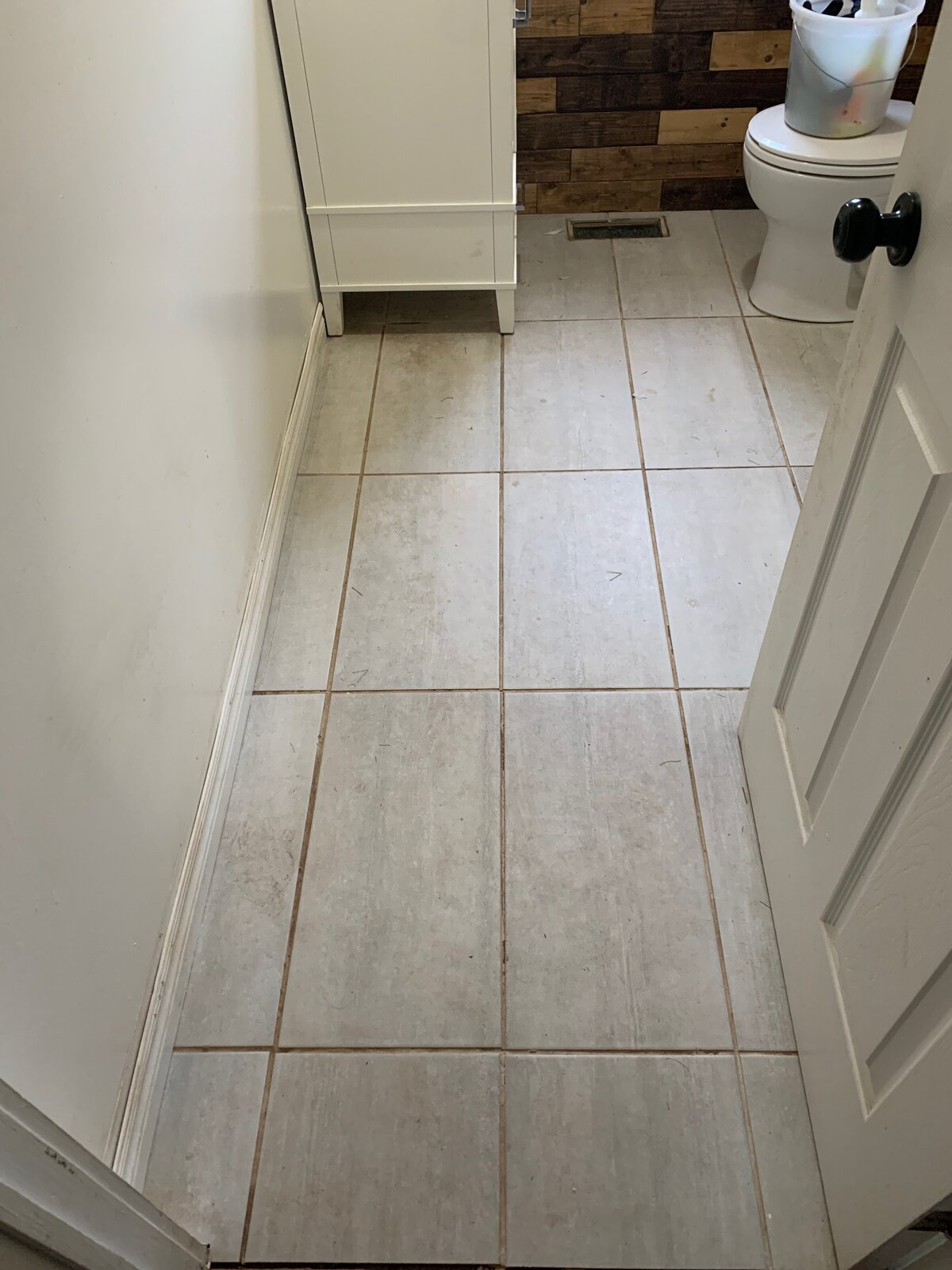 Ground Down Land Management - Resurfacing - Epoxy - Refinishing - Bathrooms - Countertops - Nova Scotia - Excavation - Landscaping