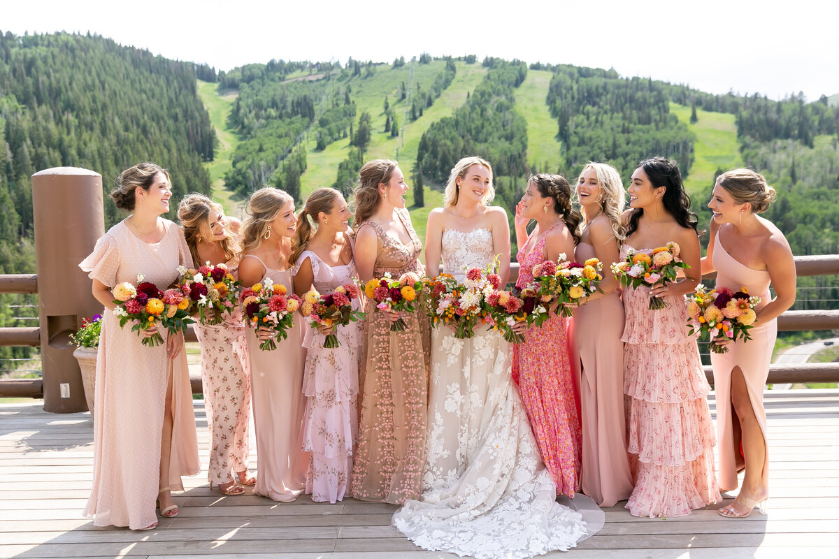 36-stein-eriksen-lodge-colorful-summer-wedding-ahp