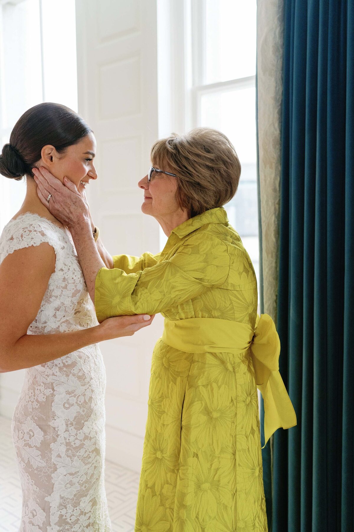 337Emma_Dylan_WeddingDSC07891