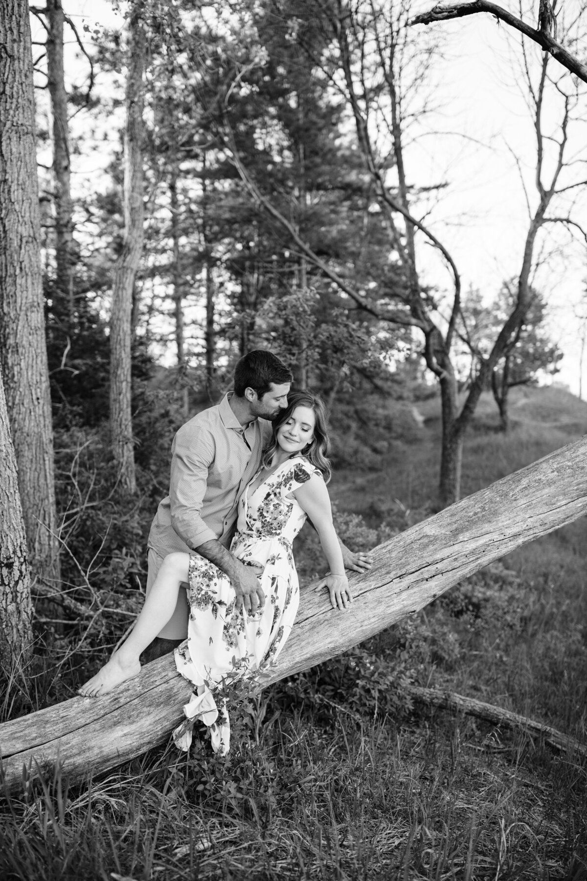 Engagement-Photos-at-Kohler-Andrae13