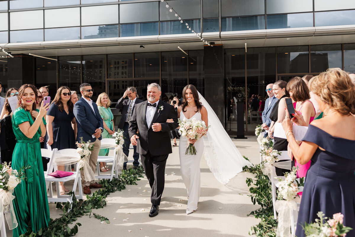 Alexis Fox Photography + Wedding + Regions Tower + Indianapolis + Indiana  (29 of 38)