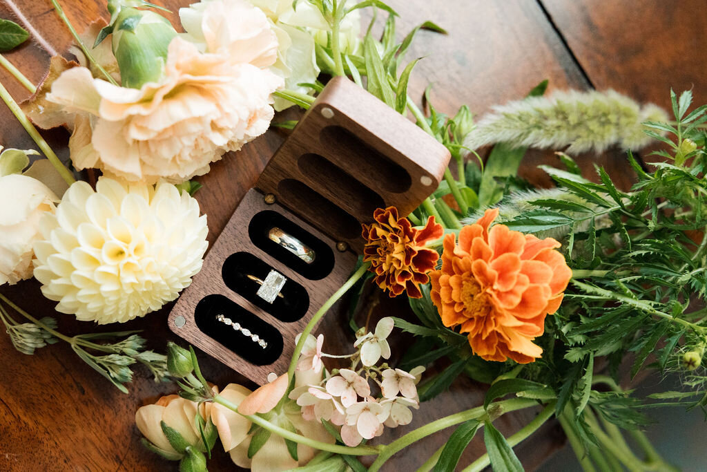 Sarah-Kevin-Gold-Wing-Photography-Vermont-Wedding-Grafton-Inn-Fall-Previews-6