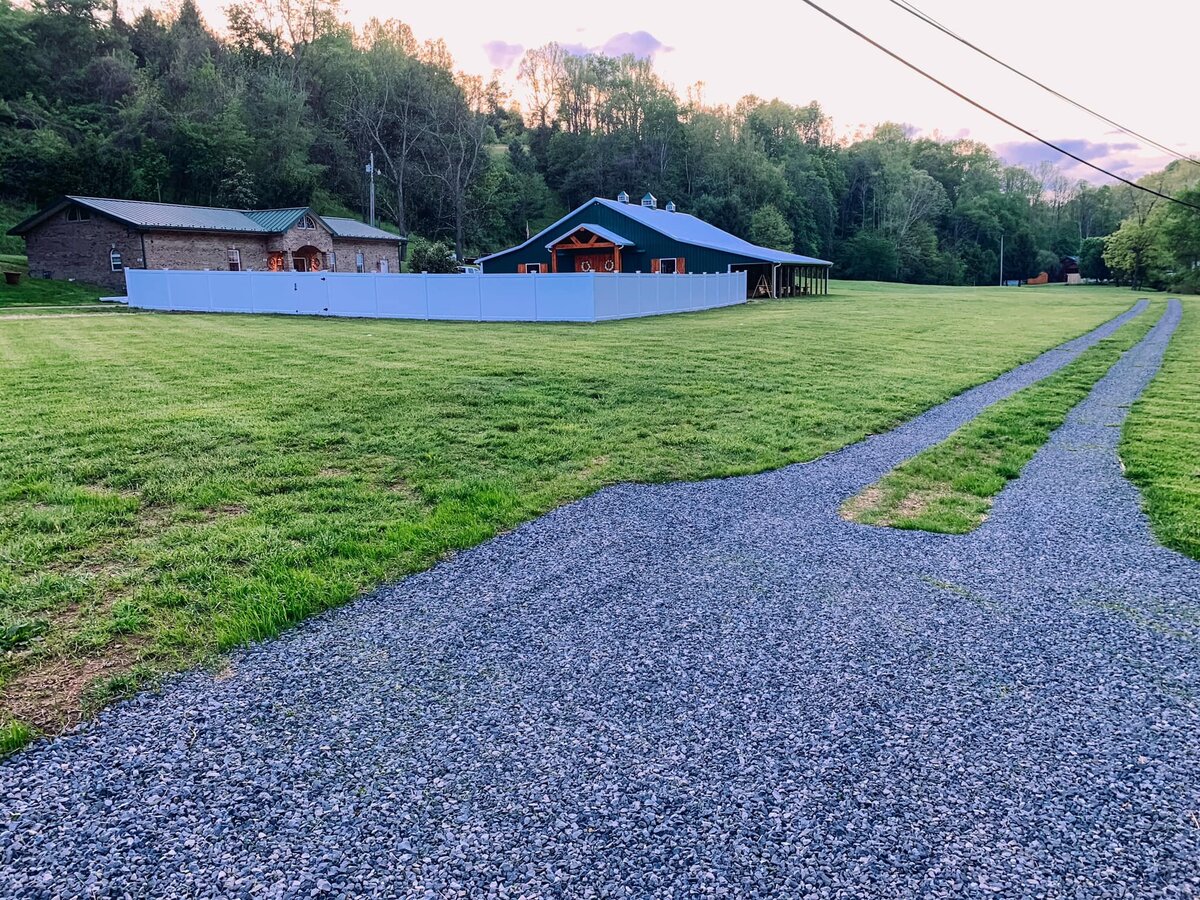 Almost Heaven Barn Weddings & Events