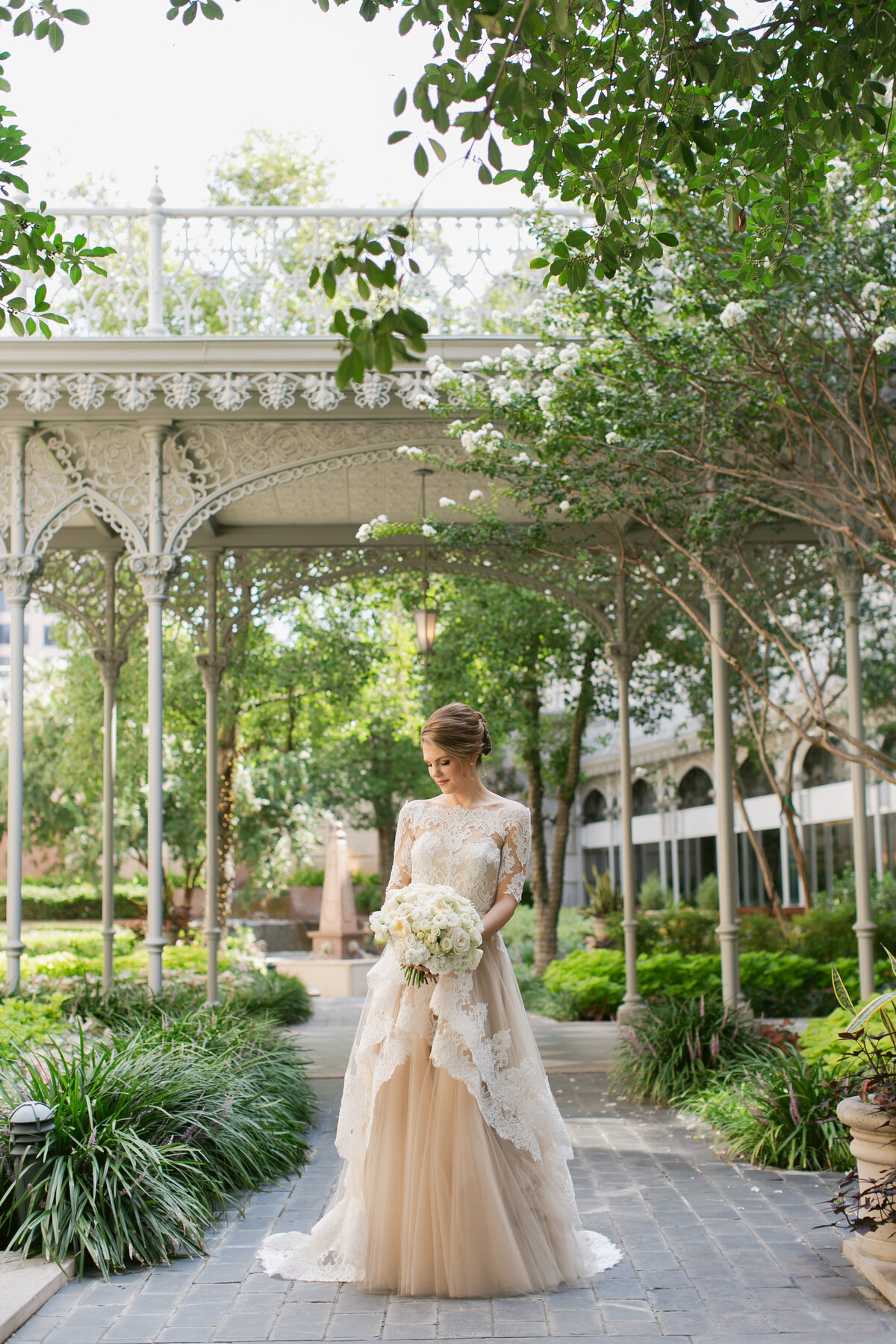 Bridal portraits at hotel crescent dallas