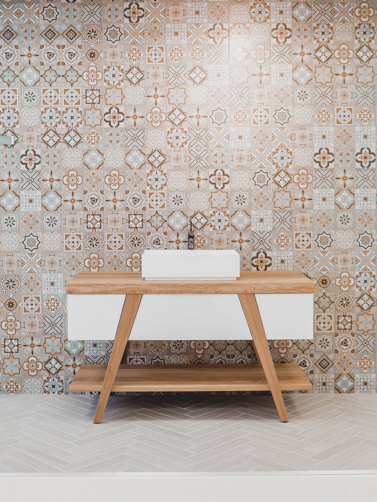 Girlboss-Designer-Interior-Design-Website-Templateq-305