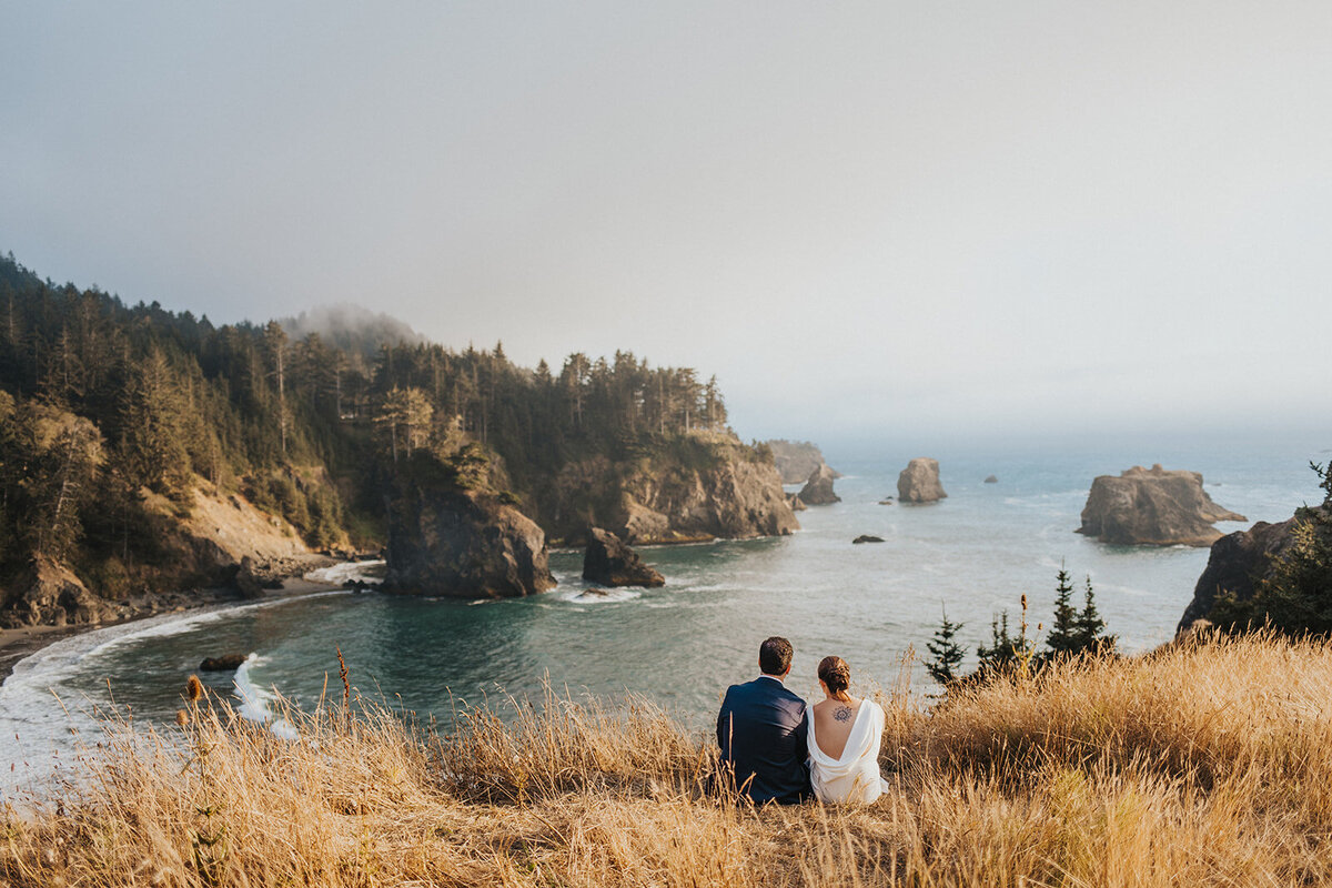 Oregon-coast-elopement-venturing-vows-37